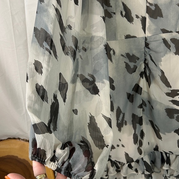 Express Cheetah Print Faux Wrap Ruffle Mini Dress Long Sleeve Size Large - Picture 6 of 12